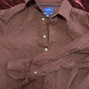 APT 9. MedSlim long sleeve button